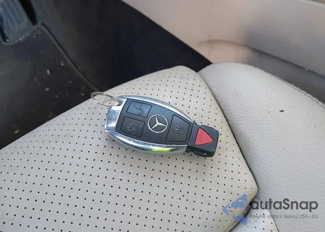 2018 Mercedes-Benz Glc 300 from USA, damaged, VIN WDC0G4JB6JV077053